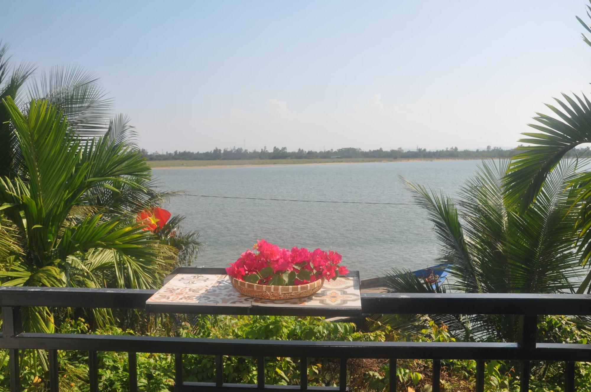 فندق Autumn Bay Retreat هوي ان المظهر الخارجي الصورة